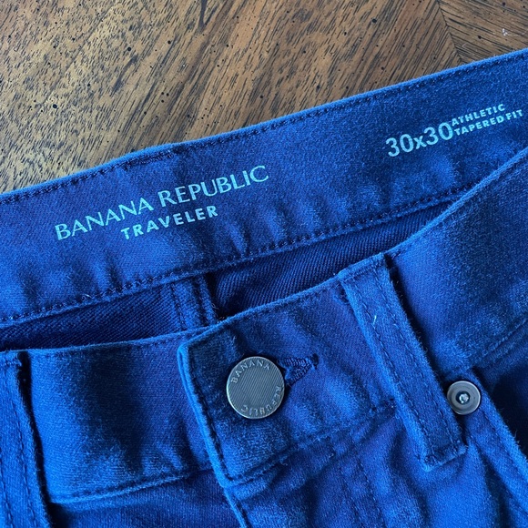 Banana Republic rapid movement traveler jeans. Size 30x30. - Picture 2 of 2
